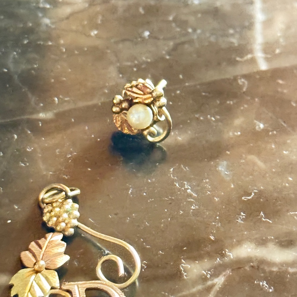 Gold-Tone 'D' Initial Pendant with Pearl Floral Studs - Picture 3 of 3